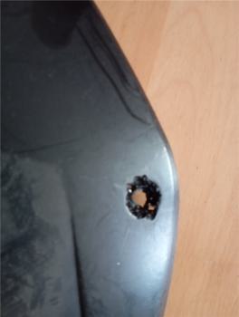 Sachs ZX125 ZZ125 ab 2013 4Takt Tankverkleidung Seitenverkleidung Farbe schwarz rechts gebraucht mit Defekt