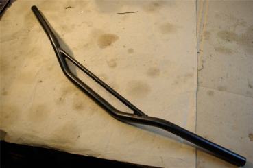 Beta RR50 RR125 RE125 usw.  Lenker schwarz steering NEU 22mm mit Mittelstrebe