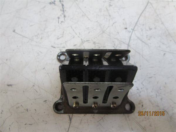 Yamaha DT125R 4BL 3MB usw.  Einlassmembran Membran  Membranblock 3MB136100000