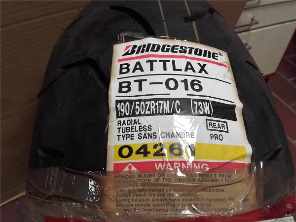 Reifen Bridgestone Battlax rear BT-016 190/50ZR17 M/C 73W DOT 2214