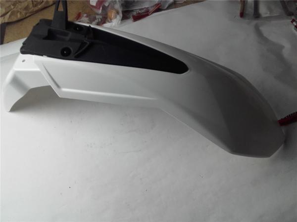 Beta RR50 RR125 Verkleidung Kotflügel vorne mit Strebe front fender weiss