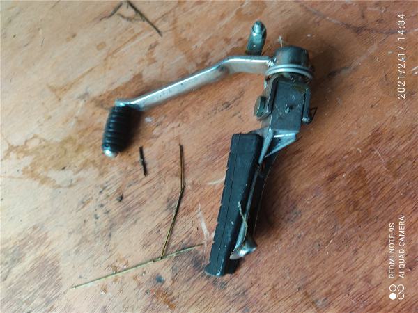 Sachs Roadster800 Schalthebel Rastenhalter vorne used shift lever