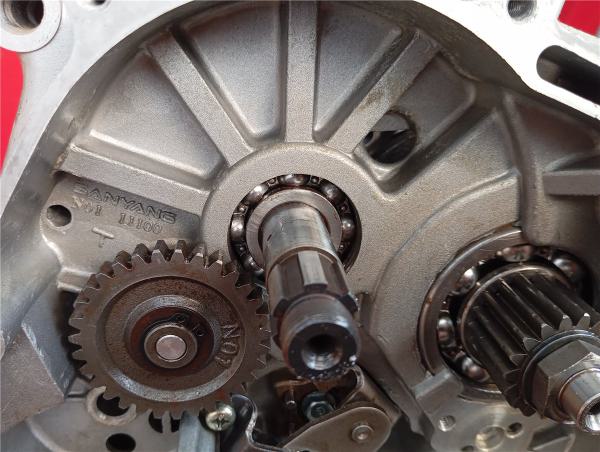 Sym Husky125 Husky 125 N01 N125A-6 Rumpmotor Getriebe Kurbelwelle Polrad Freilauf 1996-2005