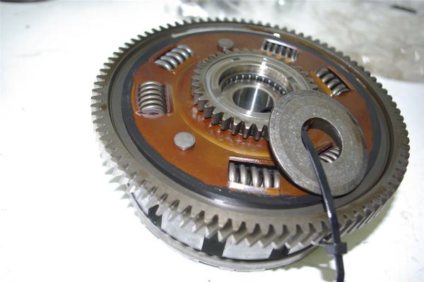 Suzuki GSX550 EU GN71D Kupplungskorb aussen clutch